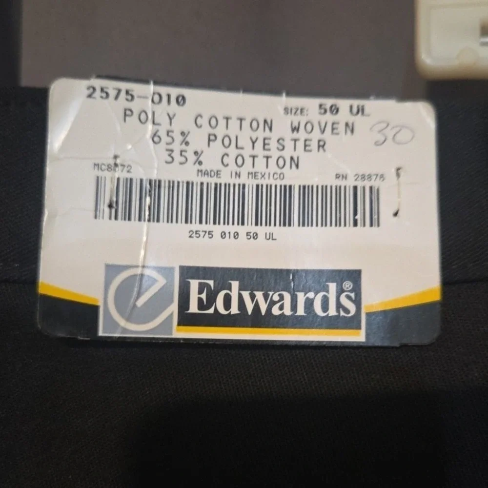Edwards black cargo